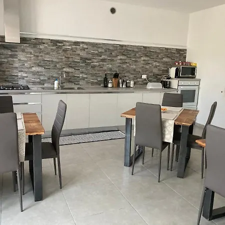 Casale Luel Apartment Valeggio sul Mincio